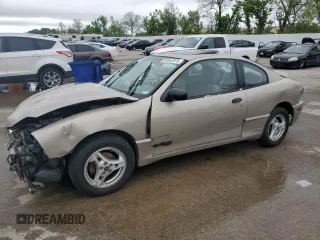 2004 Pontiac Sunfire z VIN 1G2JB12F147263198, wystawiony jako Copart lot #54842975 z przebiegiem 176 733 mil mil oraz Szkody całkowita. Historia ofert i sprzedaży dostępna na DreamBid. Obrazek 1.