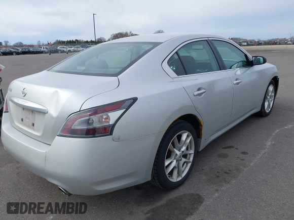 2012 Nissan Maxima S with VIN 1N4AA5AP2CC849114, listed as a IAAI auction lot 41900516 with 207,880 mi miles and . Bid and sale history available at DreamBid. Image 4.