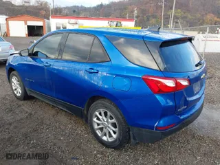 2019 Chevrolet Equinox LS with VIN 3GNAXSEV1KS521666, listed as a IAAI auction lot 40900088 with 77,573 mi miles. Bid and sale history available at carsss.com. Image 3.