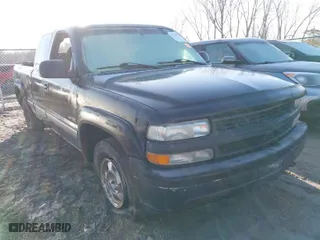 2000 Chevrolet Silverado 1500 LS with VIN 2GCEK19T1Y1112633, listed as a IAAI auction lot 41769926 with 87,690 mi miles. Bid and sale history available at carsss.com. Image 1.