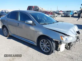 2015 Mitsubishi Lancer ES z VIN JA32U2FU3FU001503, wystawiony jako IAAI lot #42226451 z przebiegiem 215 069 mil mil oraz . Historia ofert i sprzedaży dostępna na DreamBid. Obrazek 1.