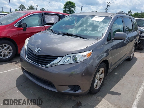 2011 Toyota Sienna LE AAS with VIN 5TDKK3DC1BS164723, listed as a IAAI auction lot 42145480 with 220,349 mi miles. Bid and sale history available at carsss.com. Image 17.