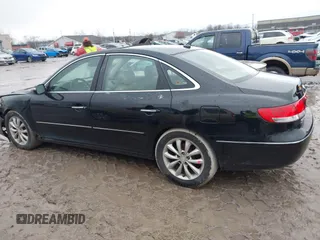 2008 Hyundai Azera Limited with VIN KMHFC46F68A296437, listed as a IAAI auction lot 41227512 with 139,672 mi miles. Bid and sale history available at carsss.com. Image 14.