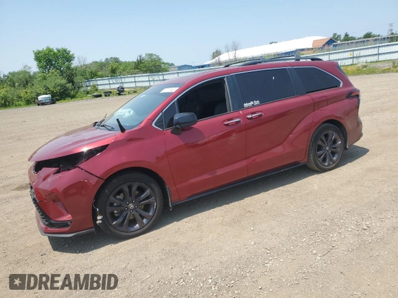 2022 Toyota Sienna XSE with VIN 5TDXRKEC2NS080621, listed as a Copart auction lot 60717445 with 209,119 mi miles and Non repairable. Bid and sale history available at DreamBid. Image 1.