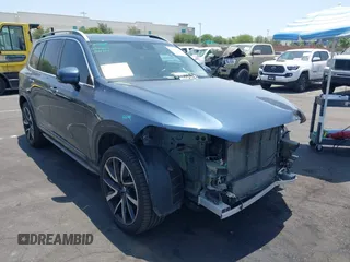 2019 Volvo XC90 Momentum с VIN YV4A22PKXK1441050, выставлен на аукционе IAAI как лот 42555612 с пробегом 67 864 миль миль и . История ставок и продаж доступна на DreamBid. Изображение 14.