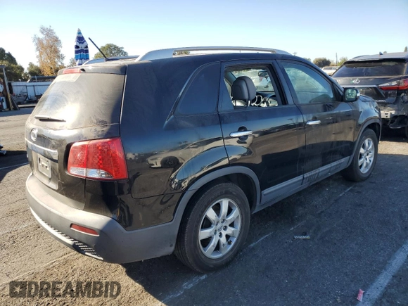 2012 Kia Sorento LX with VIN 5XYKT4A22CG281174, listed as a Copart auction lot 88546905 with Not Provided miles and Clean Title. Bid and sale history available at carsss.com. Image 3.