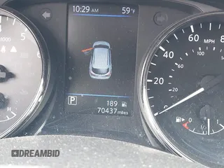 2021 Nissan Rogue S z VIN JN1BJ1AW1MW451751, wystawiony jako IAAI lot #42052428 z przebiegiem 70 437 mil mil oraz . Historia ofert i sprzedaży dostępna na DreamBid. Obrazek 16.