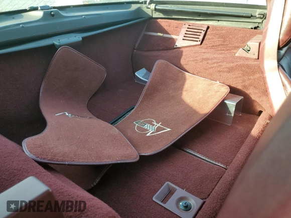 1993 Chevrolet Corvette with VIN 1G1YY23P3P5109106, listed as a Copart auction lot 53543765 with 37,828 mi miles and Salvage title. Bid and sale history available at DreamBid. Image 10.