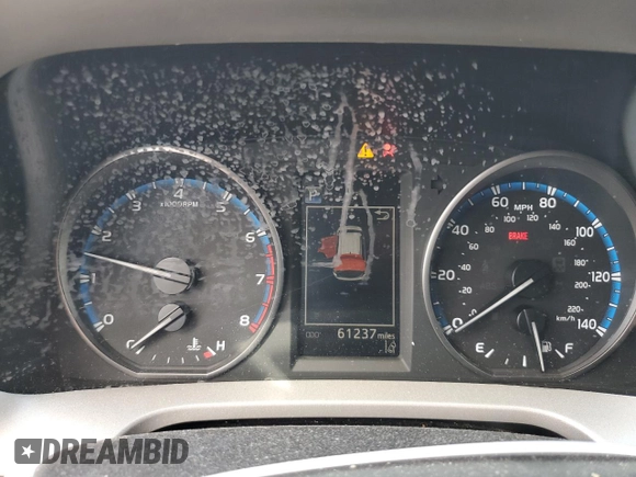 2018 Toyota RAV4 LE with VIN 2T3BFREV1JW757258, listed as a Copart auction lot 52914565 with 61,237 mi miles and Salvage Title. Bid and sale history available at carsss.com. Image 9.