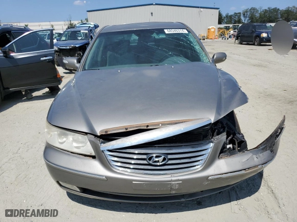 2009 Hyundai Azera Limited with VIN KMHFC46F09A364202, listed as a Copart auction lot 68546314 with 158,934 mi miles and Salvage Title. Bid and sale history available at carsss.com. Image 5.