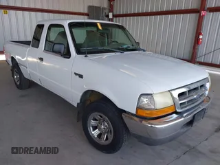 2000 Ford Ranger XL with VIN 1FTYR14VXYTB24131, listed as a IAAI auction lot 42182292 with 263,211 mi miles. Bid and sale history available at carsss.com. Image 1.