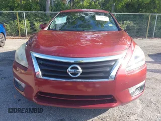 2014 Nissan Altima SV with VIN 1N4AL3AP5EN390179, listed as a IAAI auction lot 41989394 with 138,859 mi miles and . Bid and sale history available at carsss.com. Image 12.