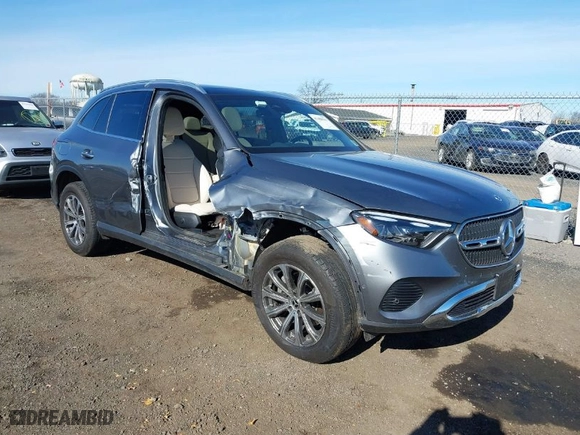 2023 Mercedes-Benz GLC with VIN W1NKM4HB6PU020386, listed as a IAAI auction lot 41488580 with 13,393 mi miles. Bid and sale history available at carsss.com. Image 1.