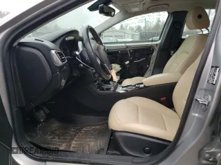2018 Infiniti QX30 Premium with VIN SJKCH5CR9JA003484, listed as a Copart auction lot 41448554 with 47,866 mi miles. Bid and sale history available at carsss.com. Image 7.