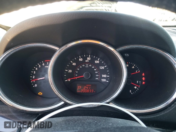 2011 Kia Sorento EX with VIN 5XYKU3A18BG034755, listed as a Copart auction lot 48055975 with 200,833 mi miles and Salvage Title. Bid and sale history available at carsss.com. Image 9.