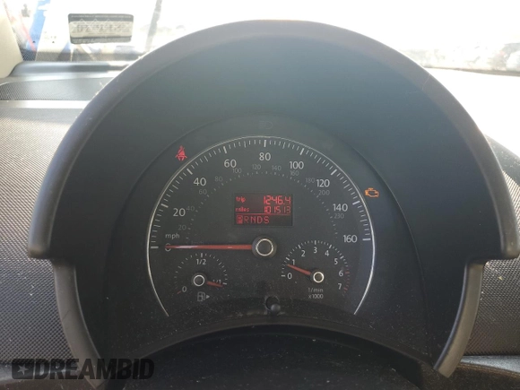 2006 Volkswagen Beetle with VIN 3VWRG31C46M423874, listed as a Copart auction lot 60527325 with 101,513 mi miles and Salvage title. Bid and sale history available at DreamBid. Image 9.