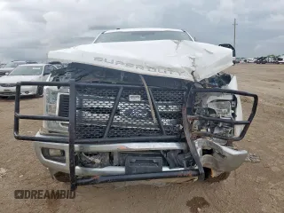 2017 Ford F-250 Lariat with VIN 1FT7W2BT8HED31603, listed as a Copart auction lot 62475025 with 105,293 mi miles and Salvage title. Bid and sale history available at DreamBid. Image 5.