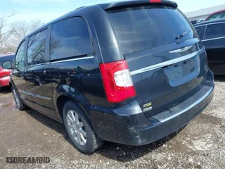 2013 Chrysler Town & Country Touring with VIN 2C4RC1BG7DR742230, listed as a IAAI auction lot 41807332 with 146,535 mi miles. Bid and sale history available at carsss.com. Image 3.