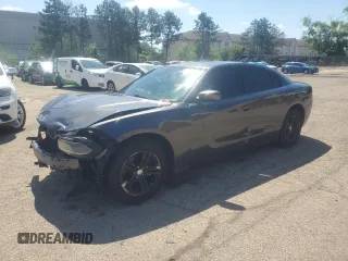 2019 Dodge Charger SXT with VIN 2C3CDXBG3KH711134, listed as a Copart auction lot 61253235 with 102,243 mi miles and Clean title. Bid and sale history available at DreamBid. Image 1.