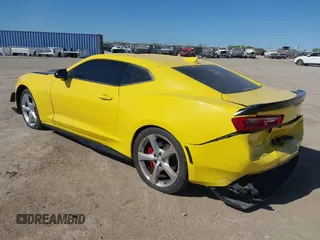2017 Chevrolet Camaro 1SS z VIN 1G1FE1R7XH0178178, wystawiony jako IAAI lot #41824066 z przebiegiem 89 554 mil mil oraz . Historia ofert i sprzedaży dostępna na DreamBid. Obrazek 3.