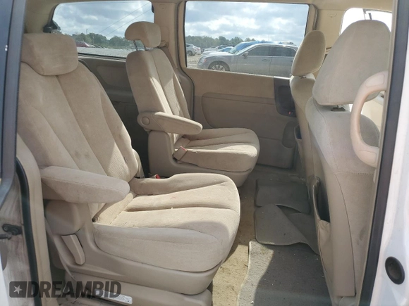2006 Kia Sedona LX with VIN KNDMB233X66070866, listed as a Copart auction lot 71335794 with 242,416 mi miles and Salvage Title. Bid and sale history available at carsss.com. Image 11.