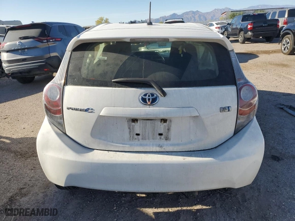 2014 Toyota Prius c One with VIN JTDKDTB32E1069893, listed as a Copart auction lot 53187435 with 60,131 mi miles and Salvage Title. Bid and sale history available at carsss.com. Image 6.