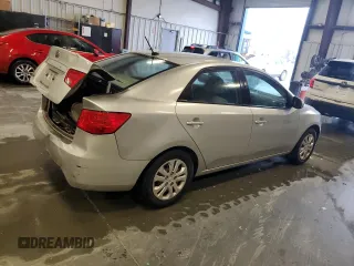 2011 Kia Forte LX with VIN KNAFT4A29B5341733, listed as a Copart auction lot 80538814 with 83,155 mi miles and Salvage Title. Bid and sale history available at carsss.com. Image 3.