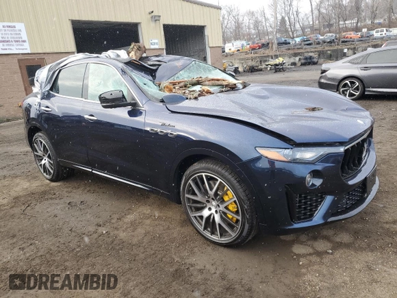 2022 Maserati Levante with VIN ZN661YUM4NX400403, listed as a Copart auction lot 79116793 with Not provided miles and . Bid and sale history available at DreamBid. Image 4.