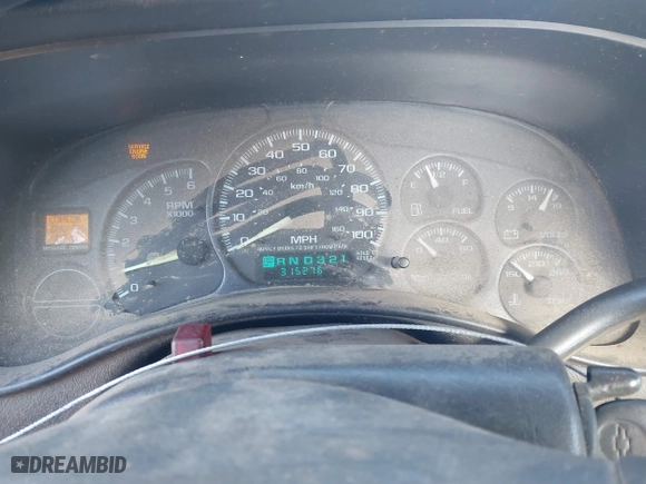 2000 Chevrolet Silverado 1500 with VIN 1GCEC14V3YE295652, listed as a IAAI auction lot 41270896 with 315,276 mi miles. Bid and sale history available at carsss.com. Image 7.