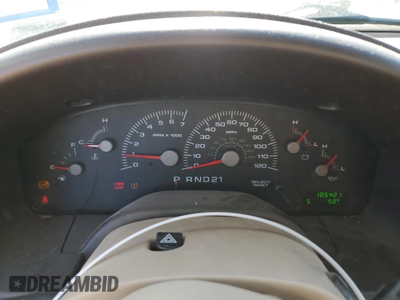 2004 Ford Expedition Special Service with VIN 1FMRU15W84LA15120, listed as a Copart auction lot 42624715 with 105,421 mi miles and Salvage Title. Bid and sale history available at carsss.com. Image 9.