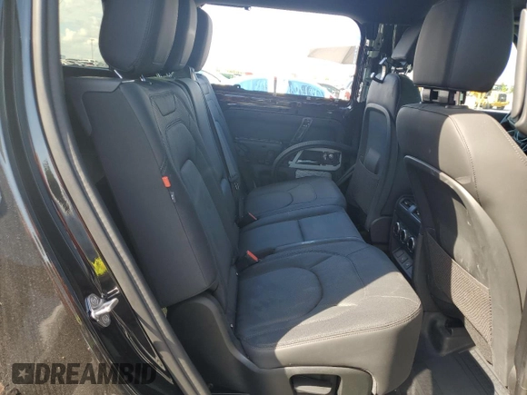 2024 Land Rover Defender X-Dynamic SE with VIN SALE2FEU1R2334322, listed as a Copart auction lot 61026585 with 6,280 mi miles and Non repairable. Bid and sale history available at DreamBid. Image 11.