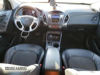2011 Hyundai Tucson Limited with VIN KM8JUCAC9BU202233, listed as a Copart auction lot 82934464 with 200,297 mi miles and Non Repairable. Bid and sale history available at DreamBid. Image 8.