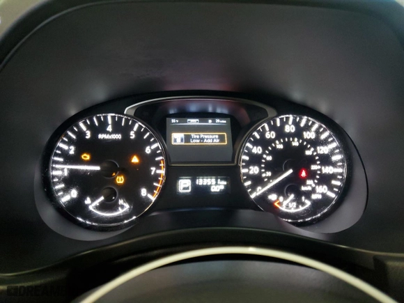 2015 Nissan Pathfinder SV with VIN 5N1AR2MM7FC652779, listed as a Copart auction lot 51761735 with 133,551 mi miles and Clean Title. Bid and sale history available at carsss.com. Image 9.