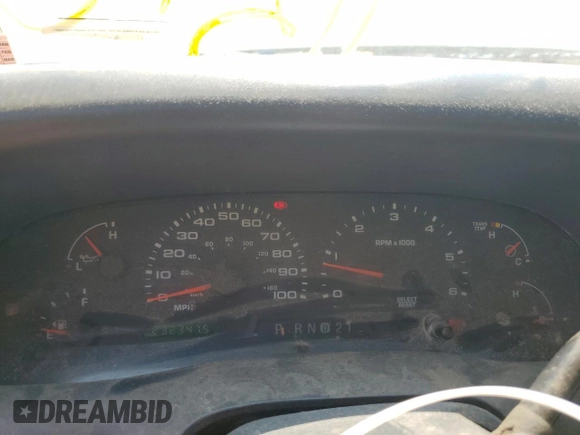 2004 Ford F-250 XL z VIN 1FTNX20L34EC38196, wystawiony jako Copart lot #60307245 z przebiegiem 232 347 mil mil oraz Czysty tytuł • Clean title. Historia ofert i sprzedaży dostępna na DreamBid. Obrazek 9.