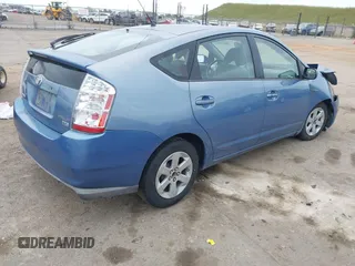 2008 Toyota Prius with VIN JTDKB20U887724846, listed as a IAAI auction lot 42062343 with 157,361 mi miles. Bid and sale history available at carsss.com. Image 4.