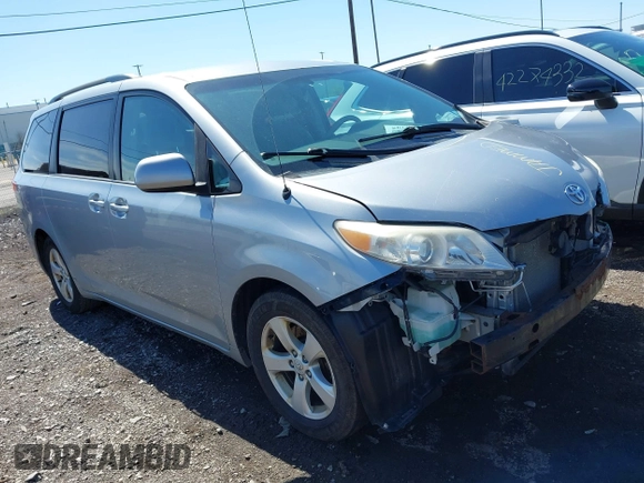 2014 Toyota Sienna LE AAS with VIN 5TDKK3DC4ES464406, listed as a IAAI auction lot 42296795 with 170,320 mi miles and . Bid and sale history available at DreamBid. Image 1.