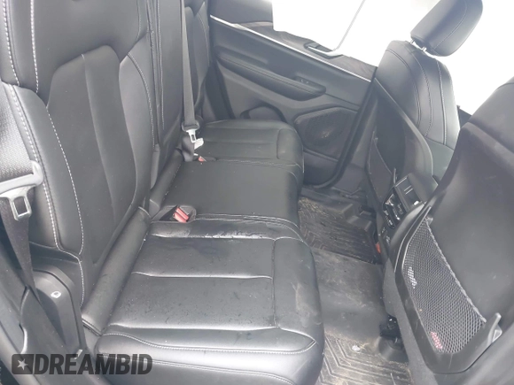 2024 Jeep Grand Cherokee Limited z VIN 1C4RJHBG5RC202647, wystawiony jako IAAI lot #42553301 z przebiegiem 12 121 mil mil oraz . Historia ofert i sprzedaży dostępna na DreamBid. Obrazek 8.