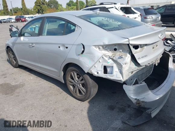 2018 Hyundai Elantra SEL z VIN 5NPD84LFXJH305253, wystawiony jako IAAI lot #42078772 z przebiegiem 122 065 mil mil oraz . Historia ofert i sprzedaży dostępna na DreamBid. Obrazek 3.