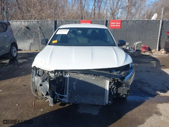 2019 Volkswagen Jetta GLI S with VIN 3VW6T7BU7KM236894, listed as a IAAI auction lot 41499098 with 107,795 mi miles. Bid and sale history available at carsss.com. Image 12.