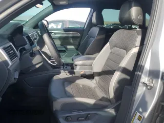 2021 Volkswagen Atlas SEL Premium R-Line with VIN 1V2FE2CAXMC206926, listed as a Copart auction lot 82925464 with 37,051 mi miles and Salvage title. Bid and sale history available at DreamBid. Image 7.