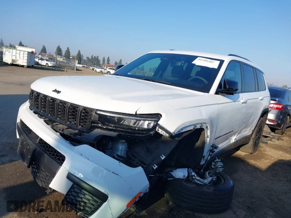 2024 Jeep Grand Cherokee Altitude with VIN 1C4RJKAG4R8575664, listed as a IAAI auction lot 41360585 with 6,291 mi miles and . Bid and sale history available at DreamBid. Image 14.