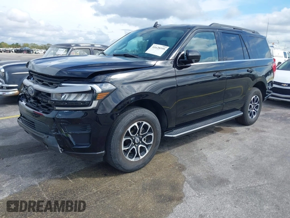 2022 Ford Expedition XLT with VIN 1FMJU1JT9NEA67323, listed as a IAAI auction lot 41628599 with 34,513 mi miles. Bid and sale history available at carsss.com. Image 21.