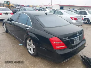 2011 Mercedes-Benz S-Class S 550 with VIN WDDNG7BB1BA375438, listed as a IAAI auction lot 41605141 with 110,972 mi miles. Bid and sale history available at carsss.com. Image 3.