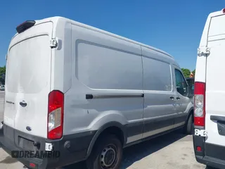 2022 Ford Transit z VIN 1FTYE1C84NKA19903, wystawiony jako IAAI lot #41757403 z przebiegiem 132 991 mil mil oraz . Historia ofert i sprzedaży dostępna na DreamBid. Obrazek 13.