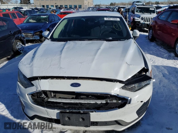 2019 Ford Fusion Hybrid SE with VIN 3FA6P0LU2KR216395, listed as a Copart auction lot 73071552 with 21,922 mi miles. Bid and sale history available at carsss.com. Image 5.