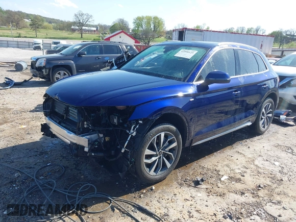 2023 Audi Q5 S line Premium Plus z VIN WA1EAAFY6P2038315, wystawiony jako IAAI lot #41990125 z przebiegiem 31 787 mil mil oraz . Historia ofert i sprzedaży dostępna na DreamBid. Obrazek 2.