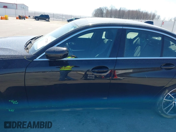 2020 BMW 3 Series 330i xDrive with VIN 3MW5R7J05L8B34626, listed as a IAAI auction lot 41772911 with 59,578 mi miles. Bid and sale history available at carsss.com. Image 14.