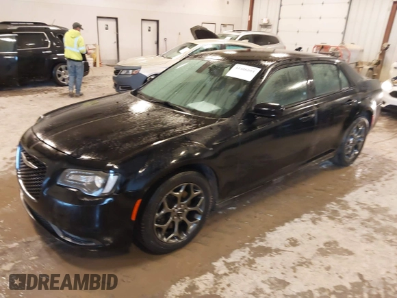 2016 Chrysler 300 S z VIN 2C3CCAGG7GH329401, wystawiony jako IAAI lot #41486084 z przebiegiem 163 942 mil mil oraz . Historia ofert i sprzedaży dostępna na DreamBid. Obrazek 17.
