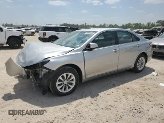 2015 Toyota Camry XLE with VIN 4T1BF1FK4FU874693, listed as a Copart auction lot 53556665 with 214,645 mi miles and Salvage Title. Bid and sale history available at carsss.com. Image 1.
