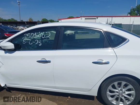 2019 Nissan Sentra S z VIN 3N1AB7AP6KY413233, wystawiony jako IAAI lot #42281572 z przebiegiem 111 297 mil mil oraz . Historia ofert i sprzedaży dostępna na DreamBid. Obrazek 15.